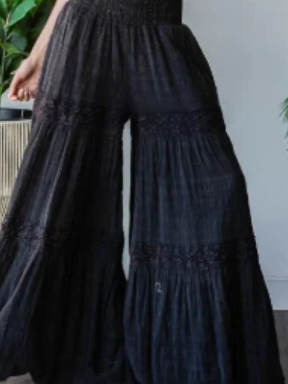 NWOT Oli & Hali Tiered Wide Leg Goth Lace Boho Smocked Pants - Picture 10 of 10